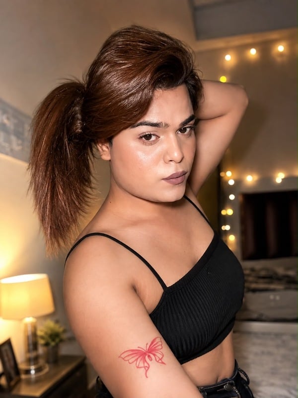 Anvi kapoor - Crossdresser