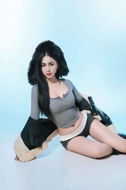Bee meiliga - Transsexual (Pre-op)