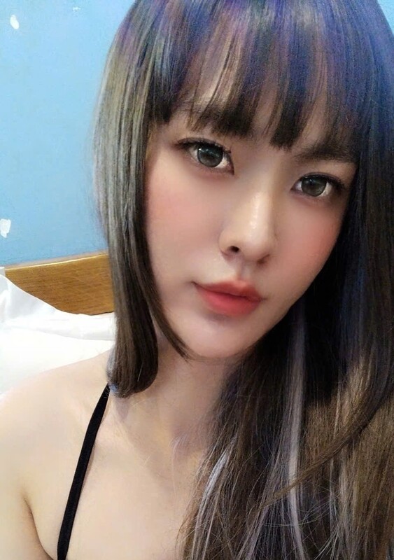 Han Han - Transsexual (Pre-op)