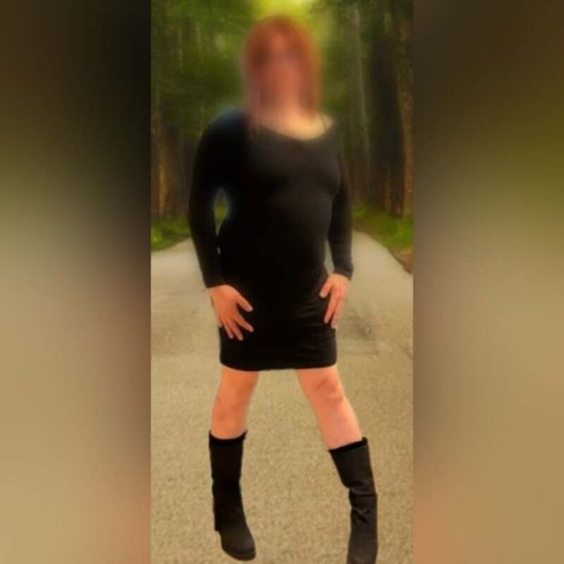 LizzyLeiden - Crossdresser