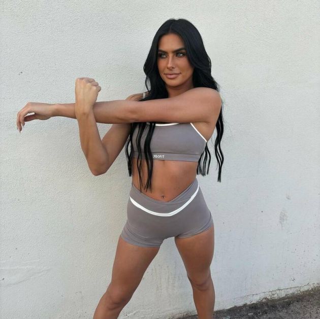 Prettyjean - Female
