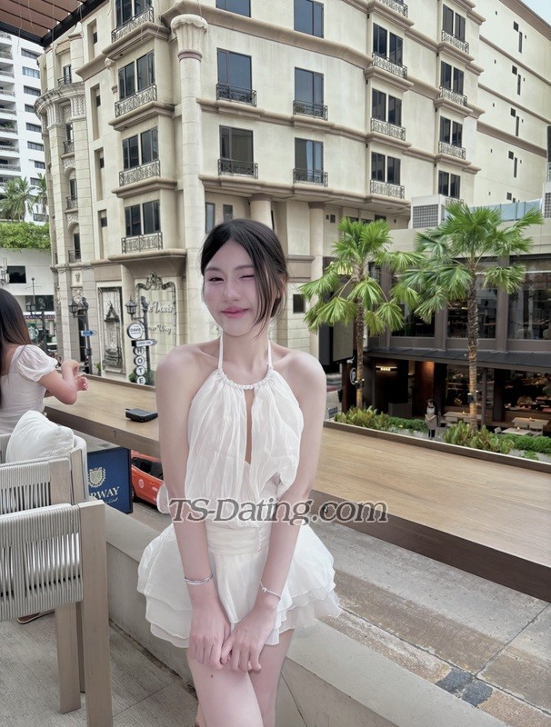 083291mm - Transsexual (Pre-op)