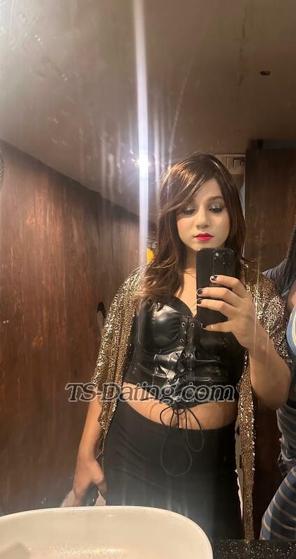 9inchcock - Transsexual (Pre-op)