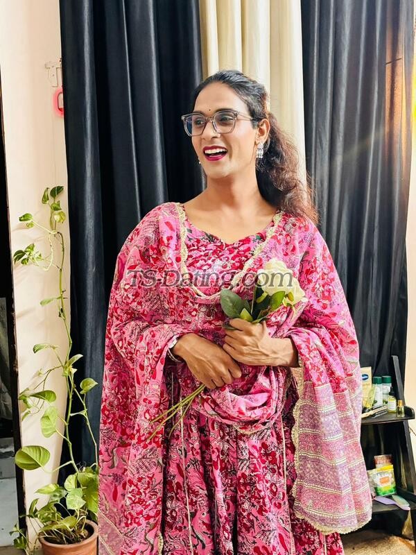 Aalia24 - Transsexual (Pre-op)