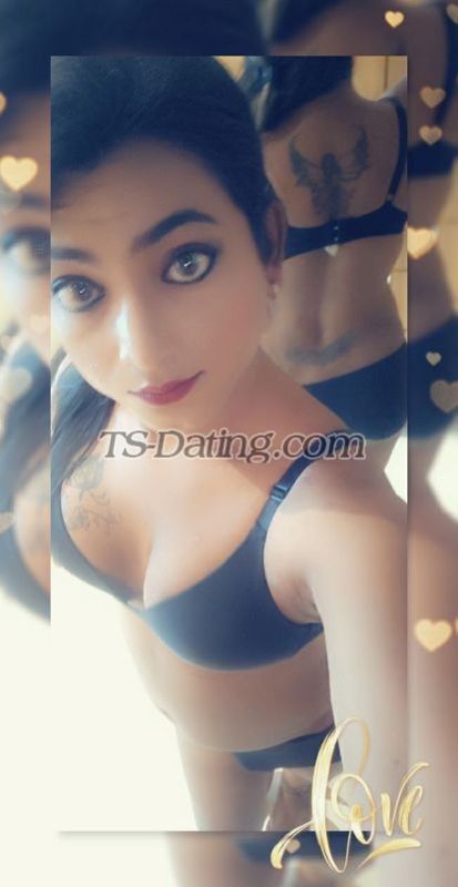Aaliya - Transsexual (Pre-op)