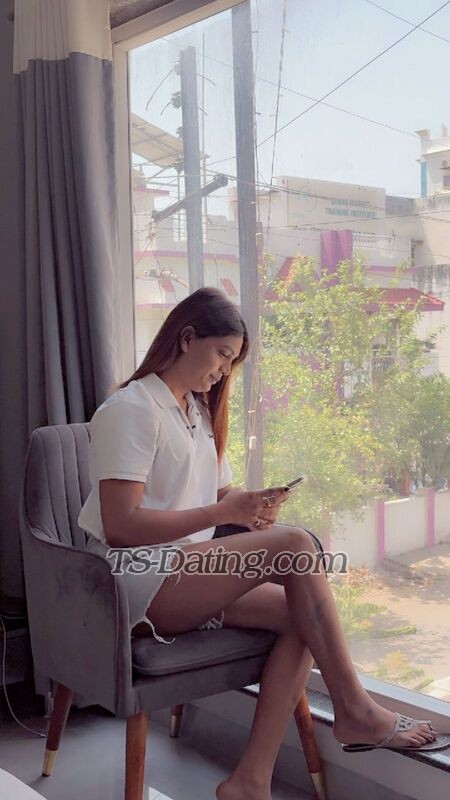 Aaliya khan07 - Transsexual (Pre-op)