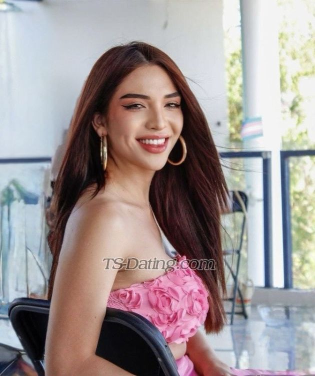 Abril latina - Transsexual (Pre-op)