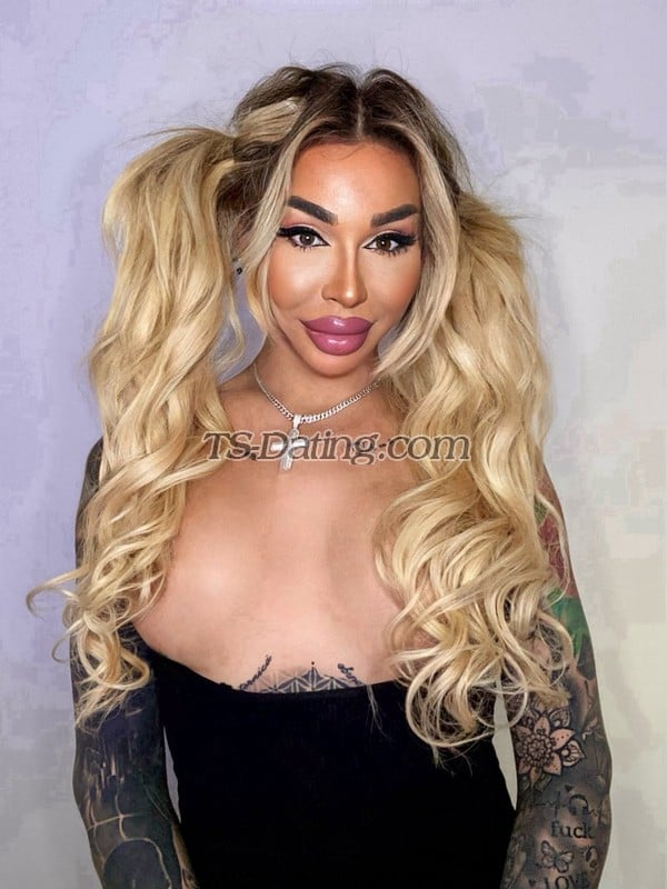 Aida Thorry - Transsexual (Pre-op)