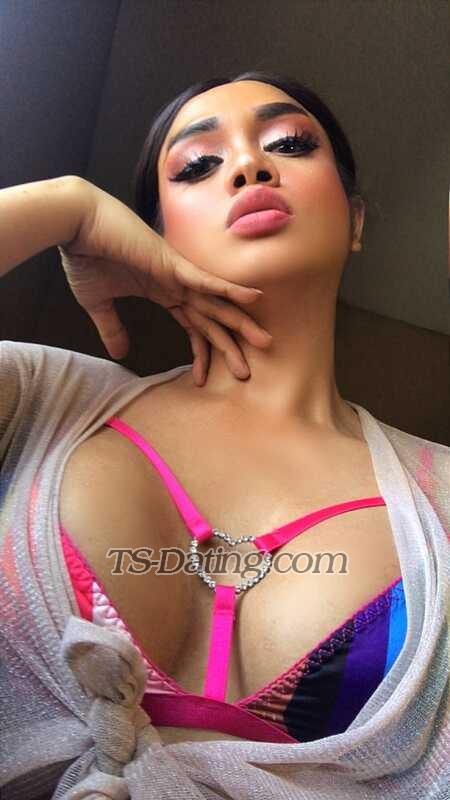 Alemarsya15 - Transsexual (Pre-op)