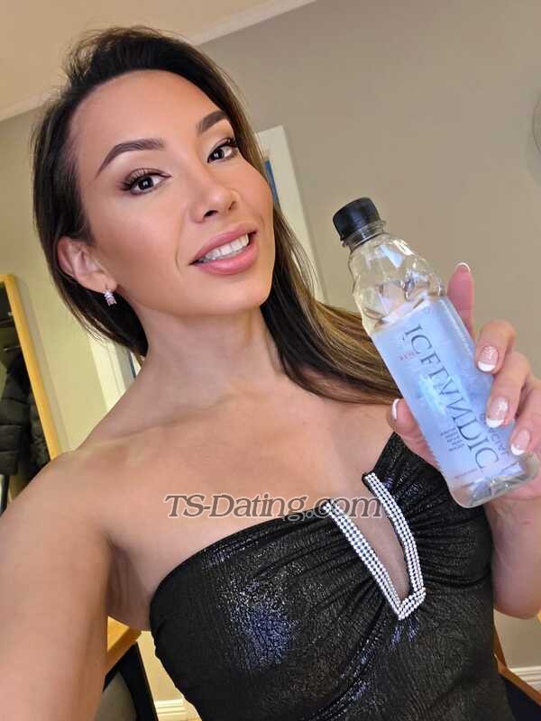 Aliciapres - Transsexual (Pre-op)