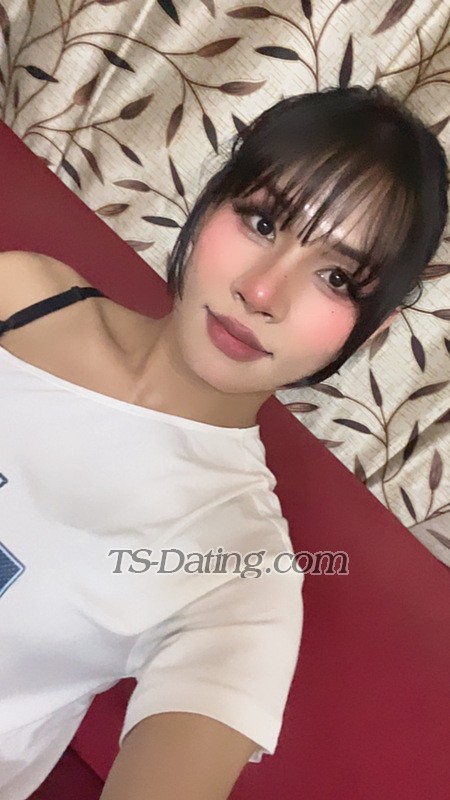 Alish laizz - Transsexual (Pre-op)