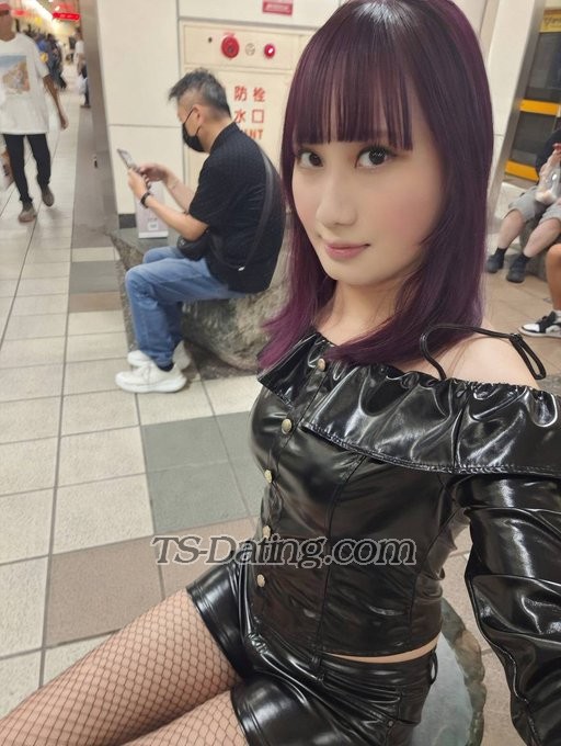 A llison - Transsexual (Pre-op)