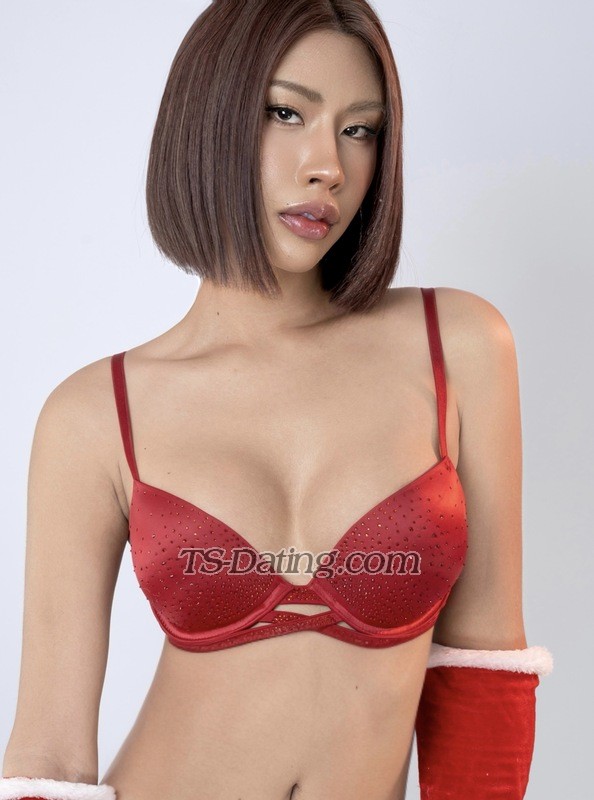 AngelLing423 - Transsexual (Pre-op)