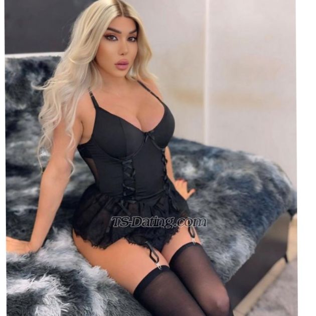 Ango007 - Transsexual (Pre-op)