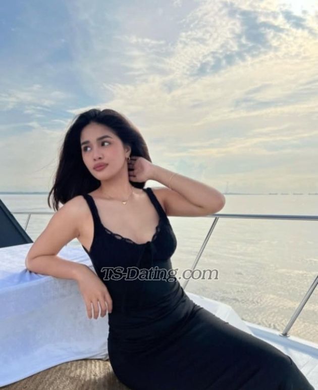 AsianMaker23 - Transsexual (Pre-op)