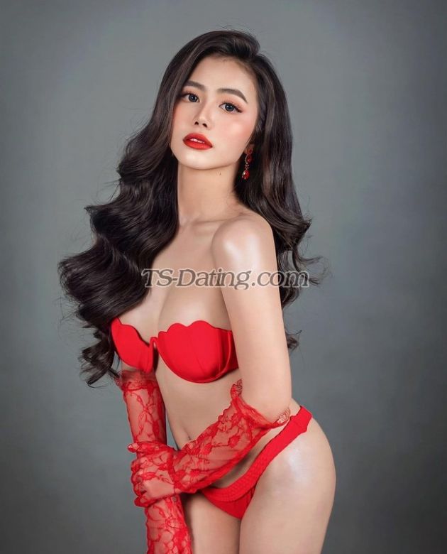 Astridvega19 - Transsexual (Pre-op)
