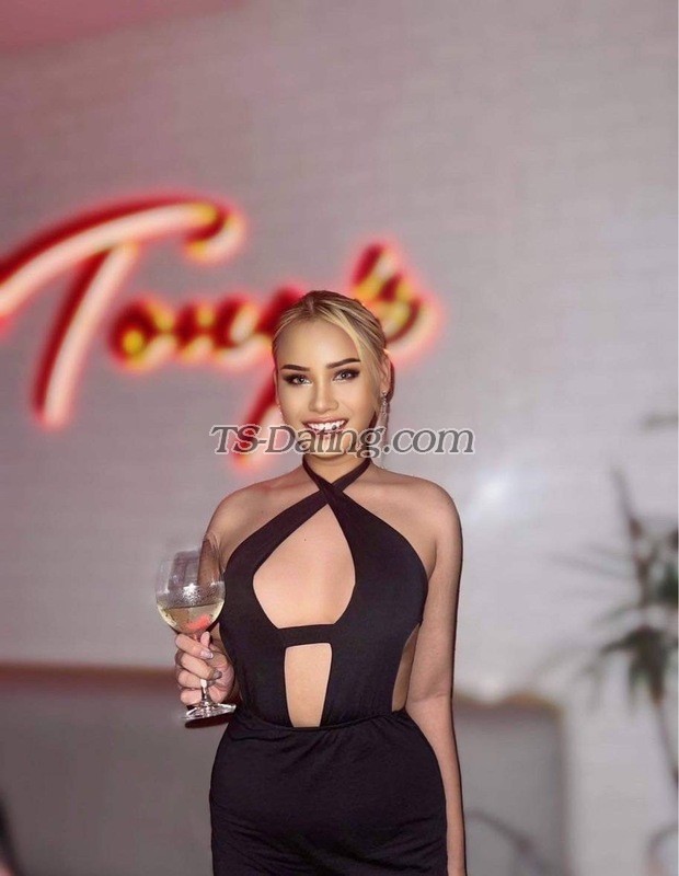 AugustBKK - Transsexual (Pre-op)