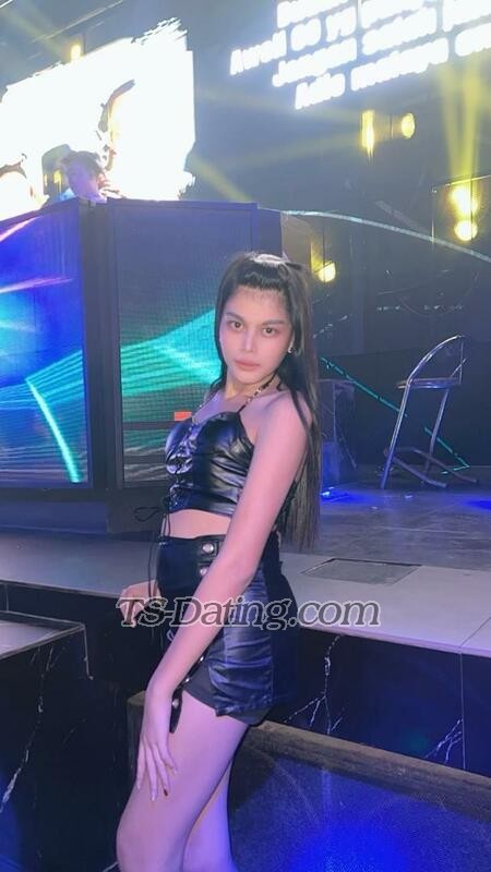 Aulia shemale - Transsexual (Pre-op)