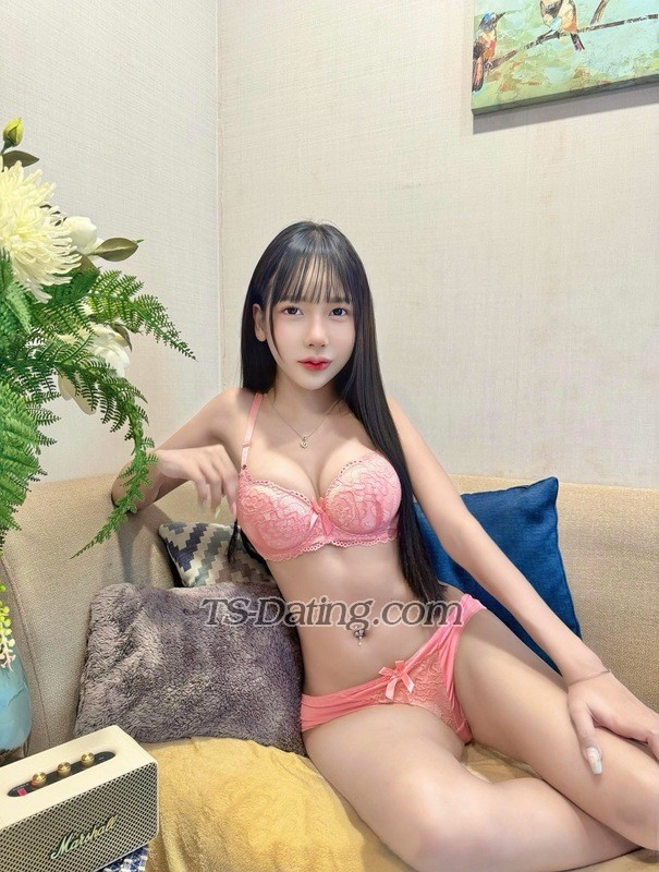 Babefarisa - Transsexual (Pre-op)
