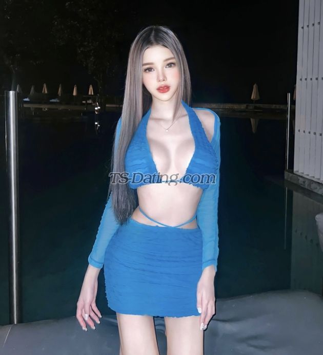 Babypeach - Transsexual (Pre-op)