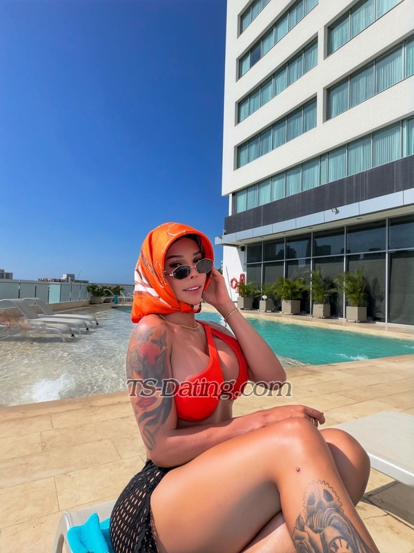 Beruska21 - Transsexual (Pre-op)