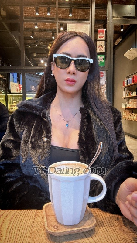 CherryLee - Transsexual (Pre-op)