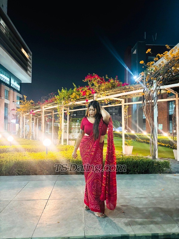 Cindrella13 - Transsexual (Pre-op)