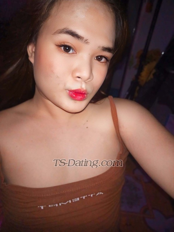 Cloe12 - Transsexual (Pre-op)