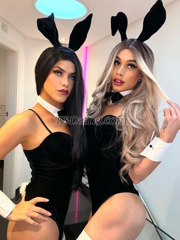 CoppiaFR - Crossdresser