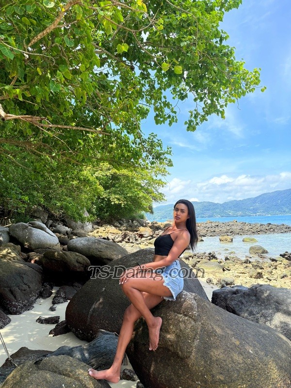 Dammyzii - Transsexual (Pre-op)