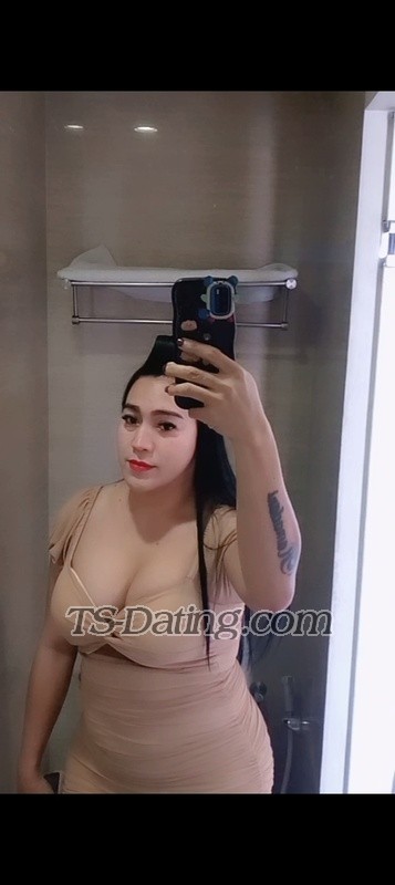 Daviena05 - Transsexual (Pre-op)