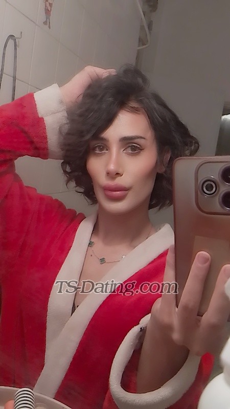 Dee Kylie - Transsexual (Pre-op)