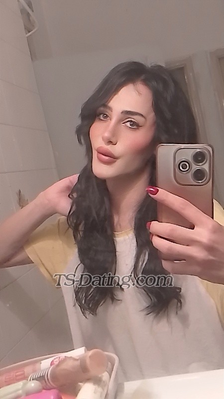 Dee Kylie - Transsexual (Pre-op)