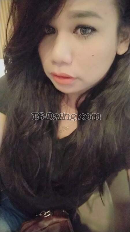 Dian47 - Transsexual (Pre-op)