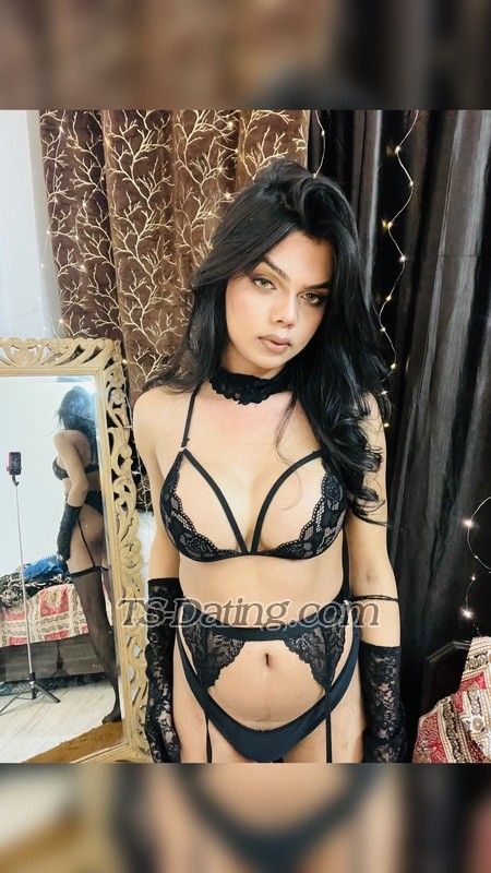 DivaDua - Transsexual (Pre-op)