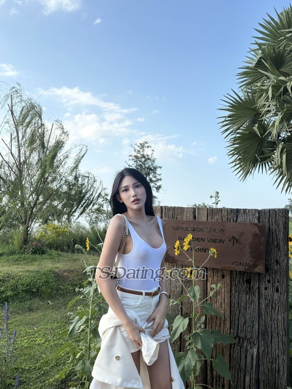 Dyana - Transsexual (Pre-op)