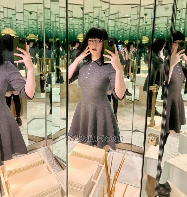 Elena21 - Transsexual (Pre-op)