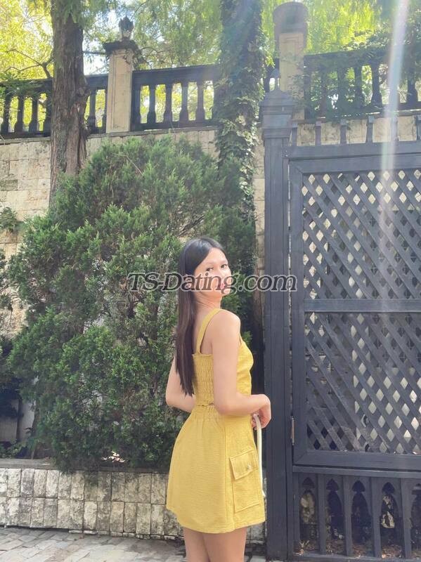 Eyaa Star - Transsexual (Pre-op)