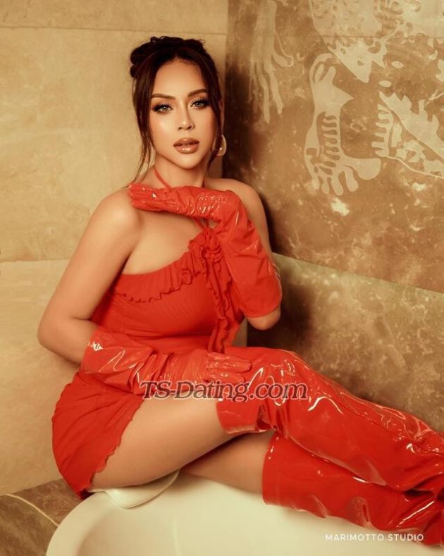 Fanny hwang - Transsexual (Pre-op)