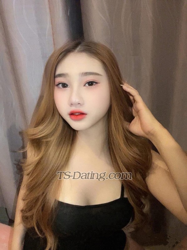 Fari22 - Transsexual (Pre-op)
