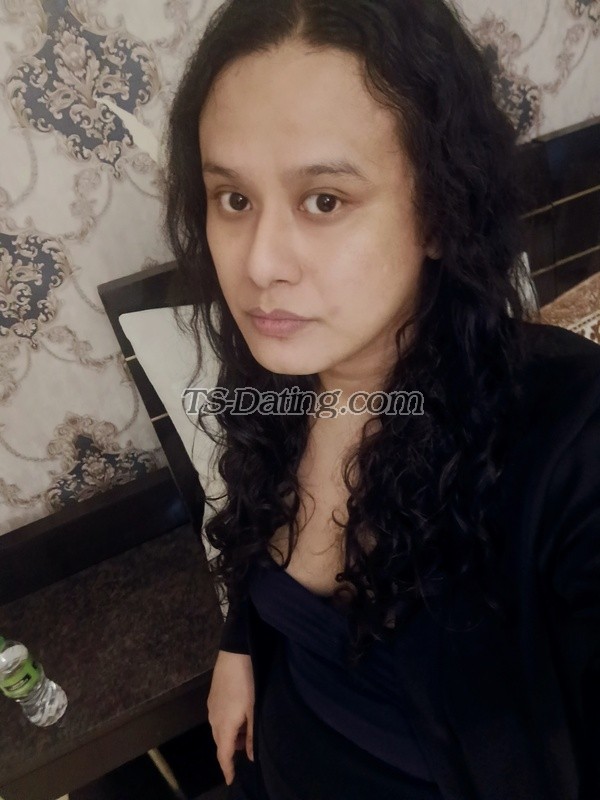 Florence Bee - Transsexual (Pre-op)