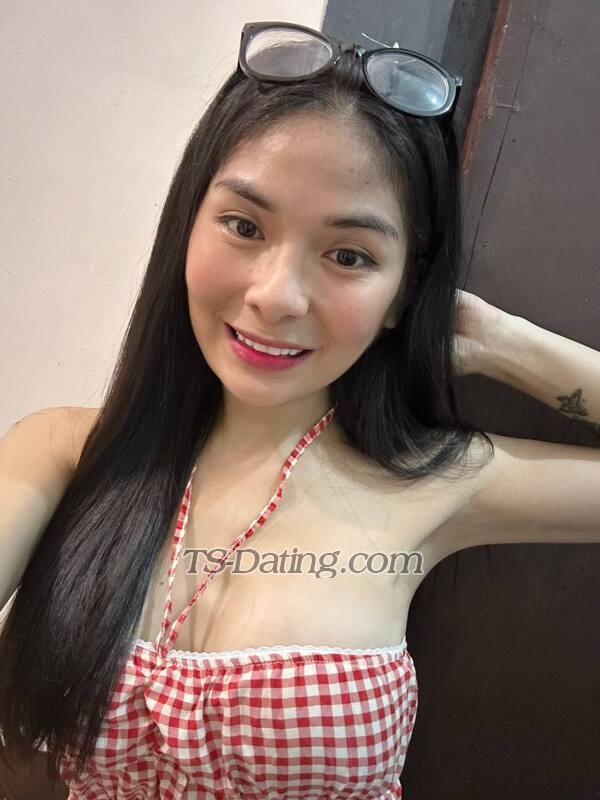 Gandalang1 - Transsexual (Pre-op)