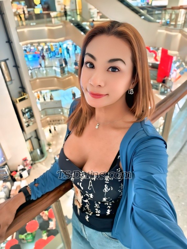 Gracez69 - Transsexual (Pre-op)