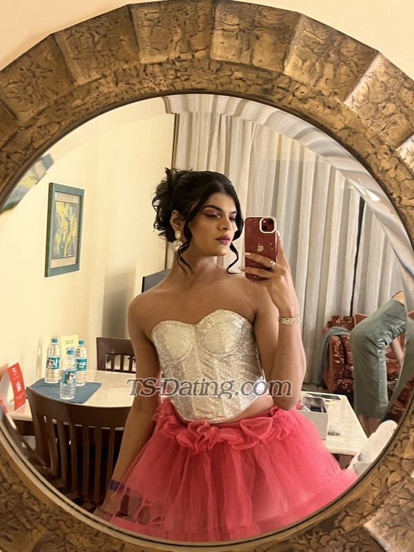 Hayaa 21 - Transsexual (Pre-op)