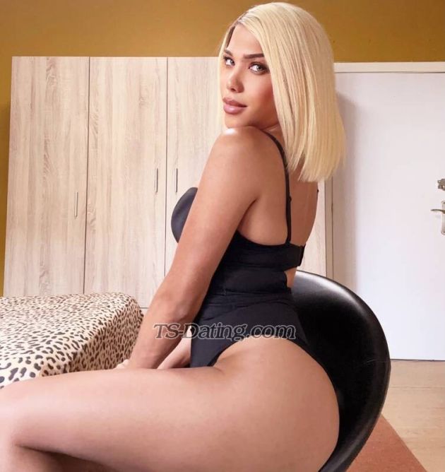 HermioneModel - Transsexual (Pre-op)