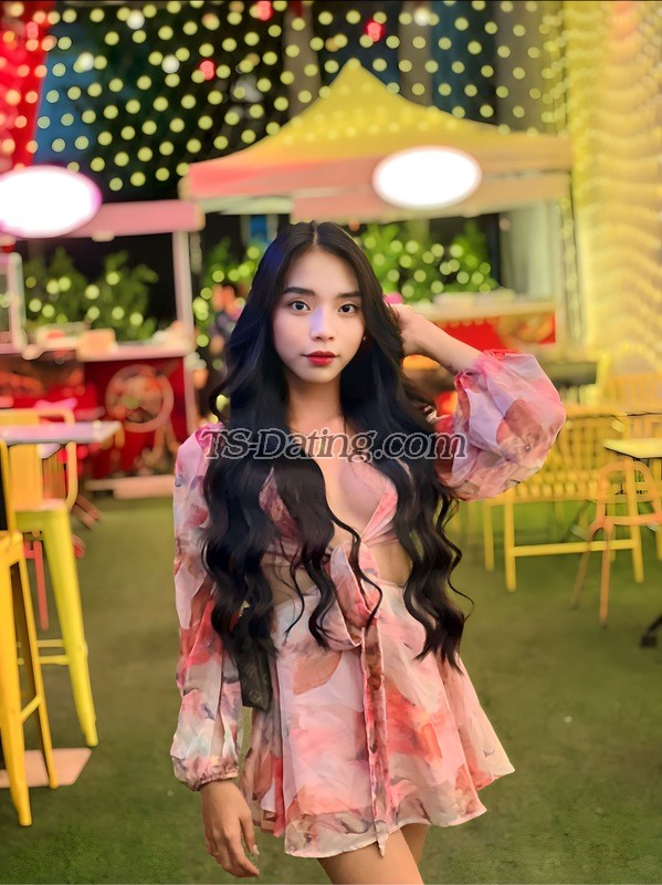 Hot TS Yiela - Transsexual (Pre-op)