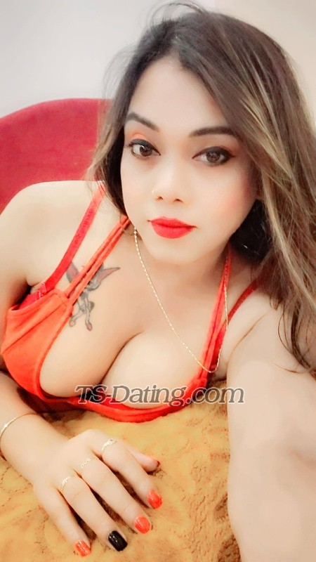 HotZeenat - Transsexual (Pre-op)