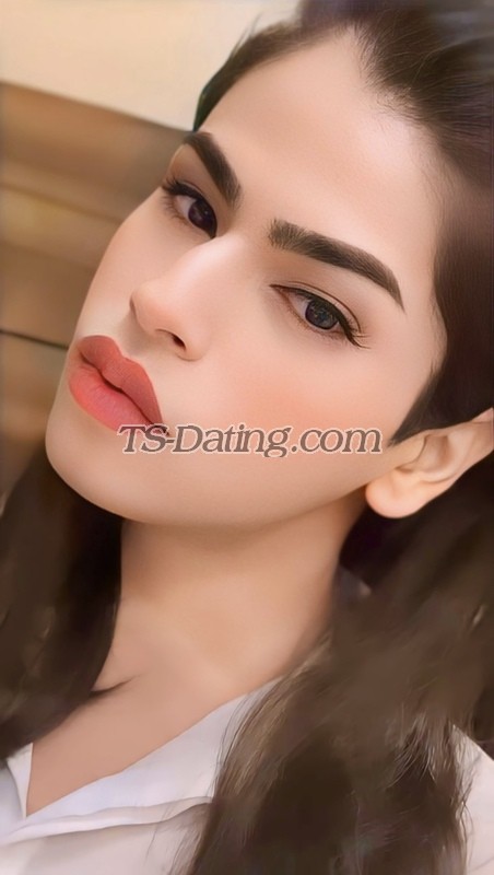 HottyNia - Transsexual (Pre-op)