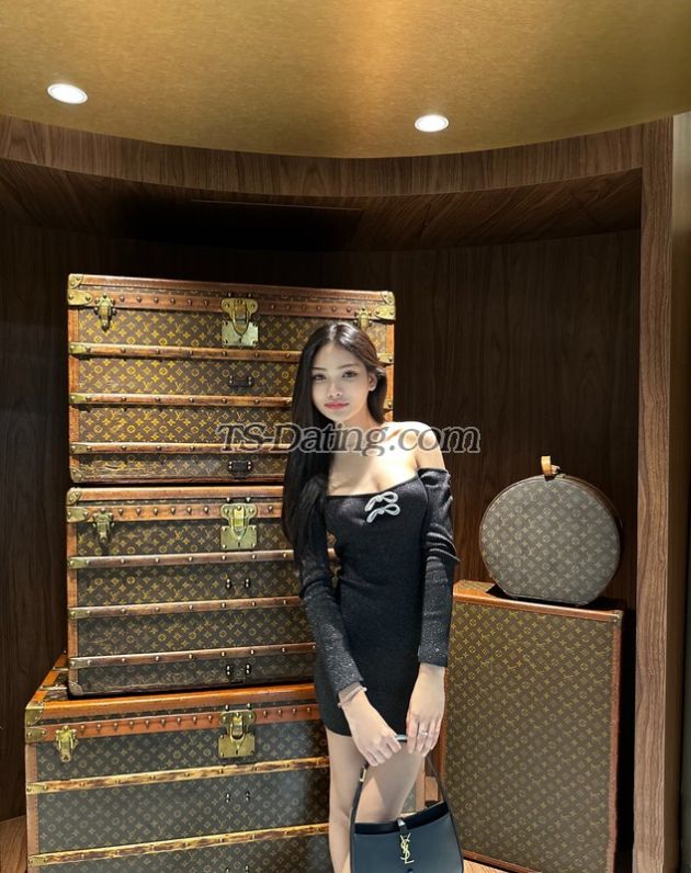 Imyourbaby - Transsexual (Pre-op)