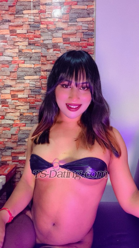 Jenniferr - Transsexual (Pre-op)